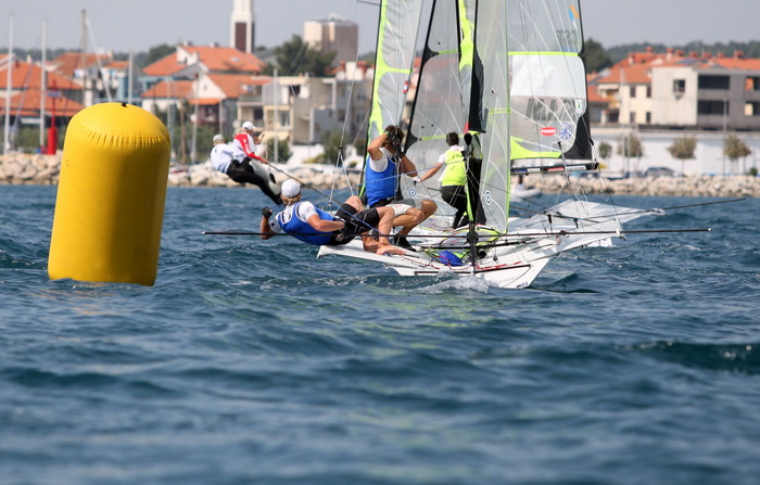 Zadar, 120512.
Danas zavrsava Svjetsko prvenstvo 49er-a u Zadru. Najbolje posade svijeta jedrile su danas u Zadarskom kanalu. Vecina ce otici kuci na kratki odmor, a potom ce se ponovno okupiti pocetkom lipnja u Velikoj Britaniji, na iducoj regati Svjetsk Zadar, 120512.
Danas zavrsava Svjetsko prvenstvo 49er-a u Zadru. Najbolje posade svijeta jedrile su danas u Zadarskom kanalu. Vecina ce otici kuci na kratki odmor, a potom ce se ponovno okupiti pocetkom lipnja u Velikoj Britaniji, na iducoj regati Svjetsk