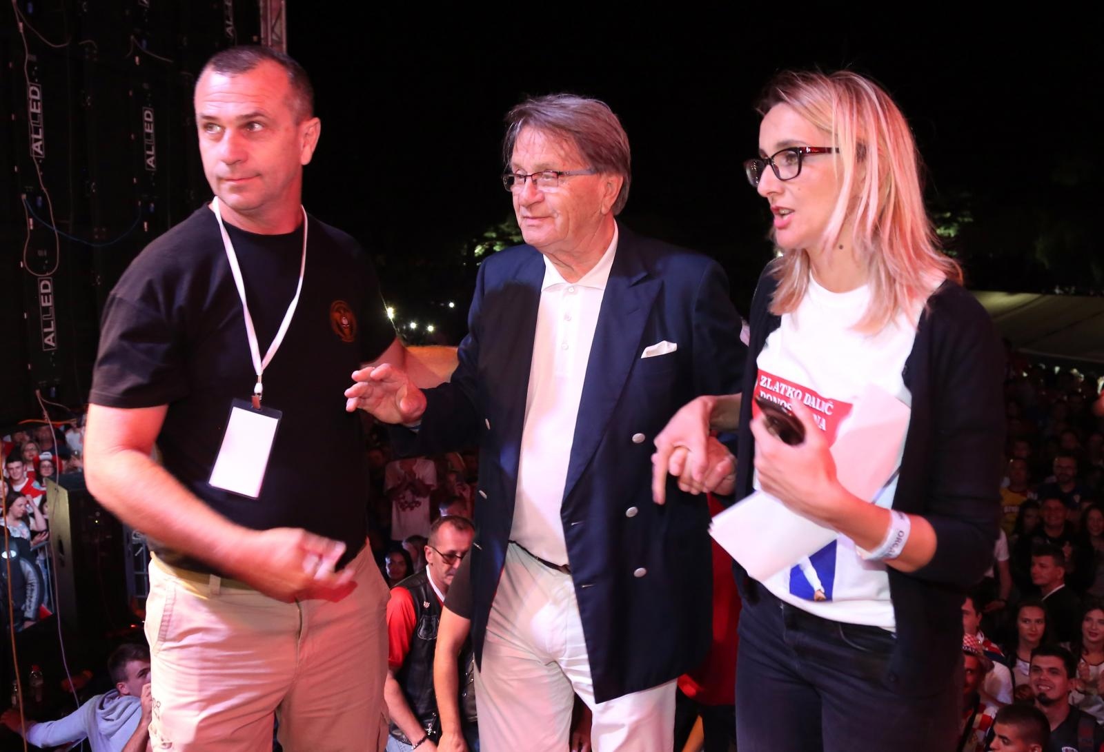 U rodnom Livnu priređen veličanstven doček Zlatku Daliću U rodnom Livnu priređen veličanstven doček Zlatku Daliću