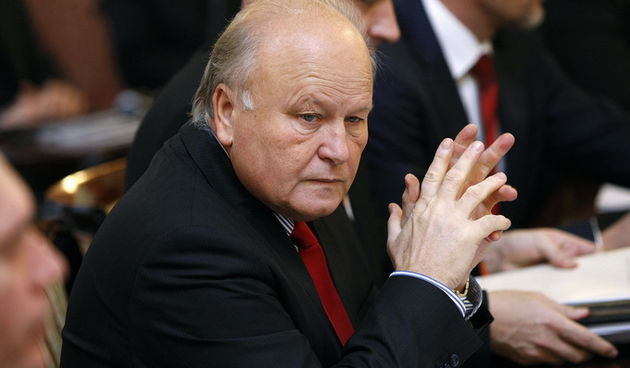 Zagreb, 201212.
Markov trg, Banski dvori.
U Banskim dvorima odrzana je redovita sjednica Vlade Republike Hrvatske na kojoj se raspravljalo o prijedlogu programa za preuzimanje i provedbu pravne stecevine EU za 2013.
Na fotografiji: Slavko Linic.
Foto: Gor