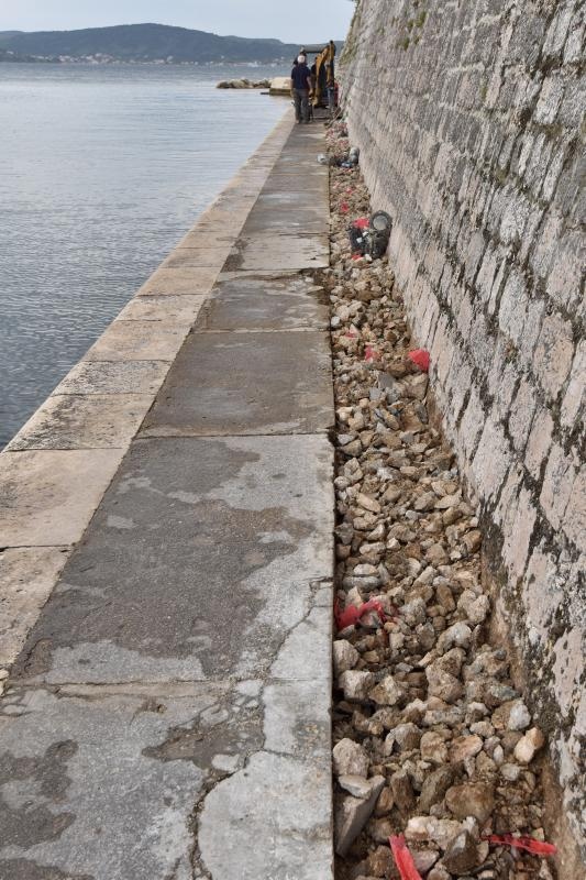 U Foši se postavlja nova LED javna rasvjeta. Foto: Dino Stanin/PIXSELL