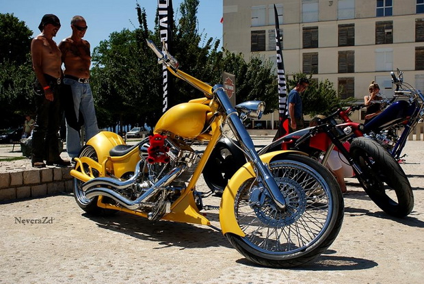 Nekoliko stotina vlasnika kultnih Harley Davidsona danas je posjetilo Zadar, Foto: Nevera ZD