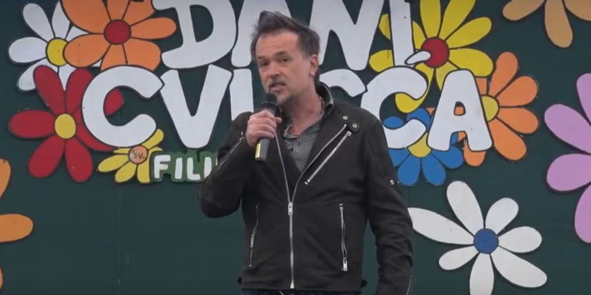 17. Festival cvijeća u Sv. Filipu i Jakovu, na otvorenje pjevao Gibonni 17. Festival cvijeća u Sv. Filipu i Jakovu, na otvorenje pjevao Gibonni