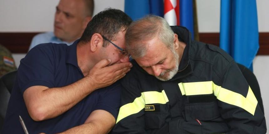 Premijer Andrej Plenkovic se sastao sa Stozerom za zastitu i spasavanje. Ante Sanader-