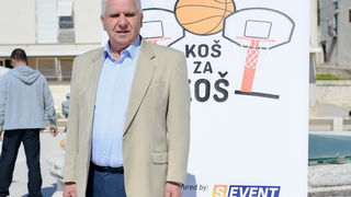 Basket na Forumu: Košarkaške legende protiv mlađih uzrasta KK Zadar Basket na Forumu: Košarkaške legende protiv mlađih uzrasta KK Zadar