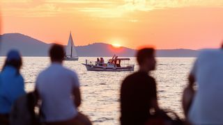 Bablje ljeto u Zadru: Riva je puna turista