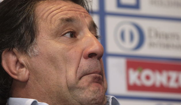 Zagreb, 26070. Stadion Maksimir. Press konferencija izvrsnog predsjednika Dinama Zdravka Mamica i direktora Dinama Damira Vrbanovica na temu opruzbi u medijima laziranja kup utakmice Dinamo – Hajduk. Na slici: Izvrsni dopredsjednik Dinama Zdravko Mamic. F