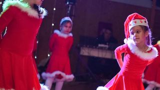 Plesna Božićna čarolija na otoku Pagu