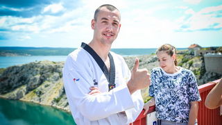 Mario Možnik i njegovi kolege sportaši otvorili su sezonu Bungee Jumpinga sa starog Masleničkom mosta