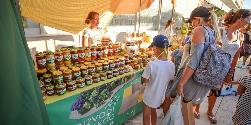 Sajam “Proizvodi hrvatskog sela 2017” na Forumu