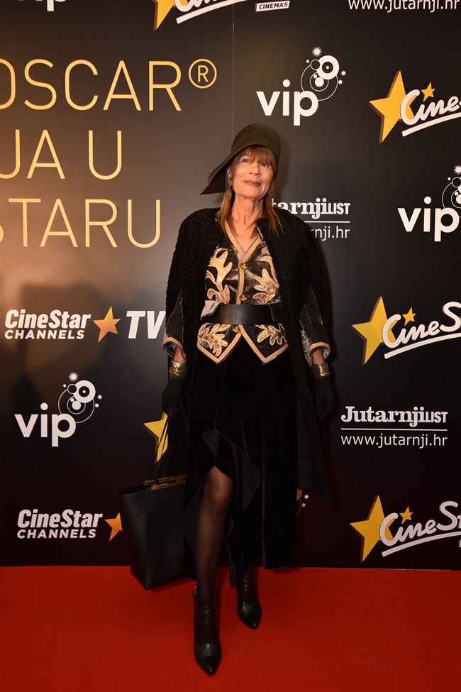 Hrvatski dizajneri odjenuli poznate dame za red carpet premijeru filma “Oblik vode” Hrvatski dizajneri odjenuli poznate dame za red carpet premijeru filma “Oblik vode”