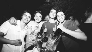 Zatvaranje sezone u virskom cafe & coctail baru Vagabundo. Foto: Iva Perinčić