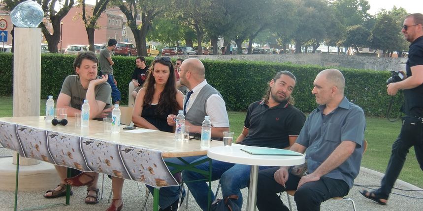 Angazirana knjizevnost tribina