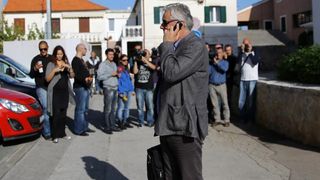 Danas je nakon ispitivanja u Zagrebu u stan u zadarskim Arbanasima od strane policije doveden bivši državni tajnik Zdravko Livaković kako bi se uz njegovu prisutnost i prisutnost njegova odvjetnika obavila pretraga stana. Pretpostavlja se da se istražuje