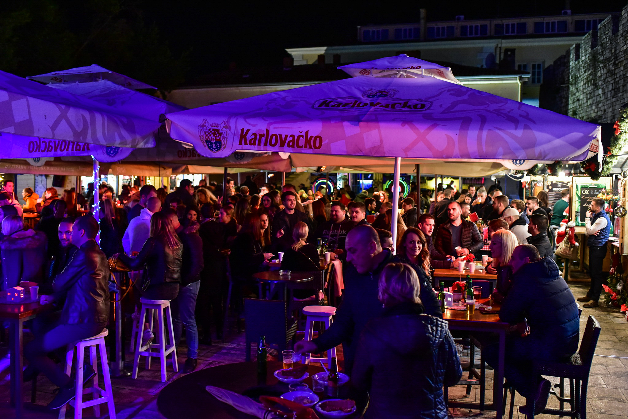 Vatra @ Advent u Zadru Vatra @ Advent u Zadru