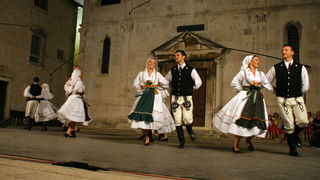 Image 1176199 (auto)