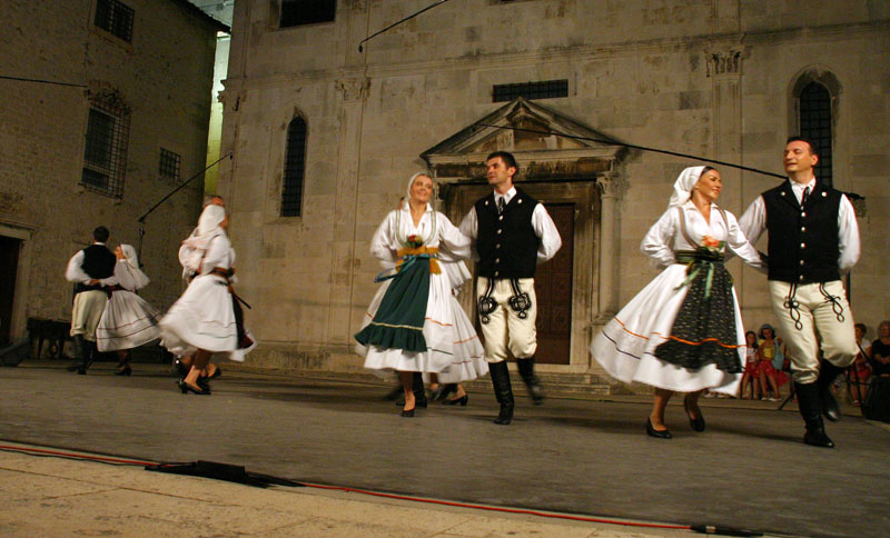 Image 1176199 (auto)