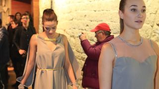 Šibenska Noć Muzeja:Povijest pretočena u originalne modne kreacije Karmen Herceg Šibenska Noć Muzeja:Povijest pretočena u originalne modne kreacije Karmen Herceg