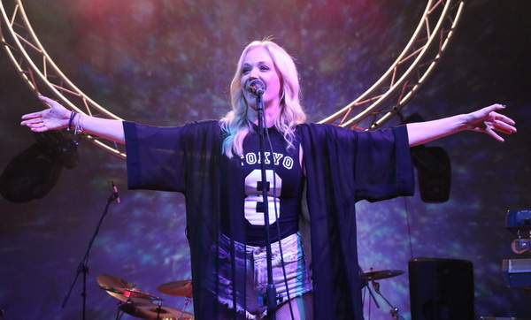 Virska noć 2016: Jelena Rozga i spektakularni vatromet za 25 tisuća fanova. Foto: Virski list