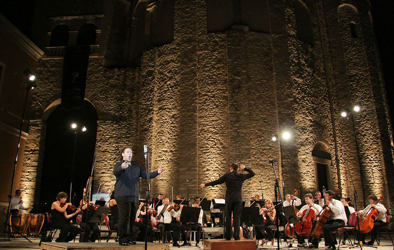 Svečano otvorenje 48. Glazbenih večeri u Sv. Donatu – “Carmen”