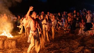 Kozjak: 17. Međunarodni Slama Land Art Festival – “Zlatno doba” Kozjak: 17. Međunarodni Slama Land Art Festival – “Zlatno doba”