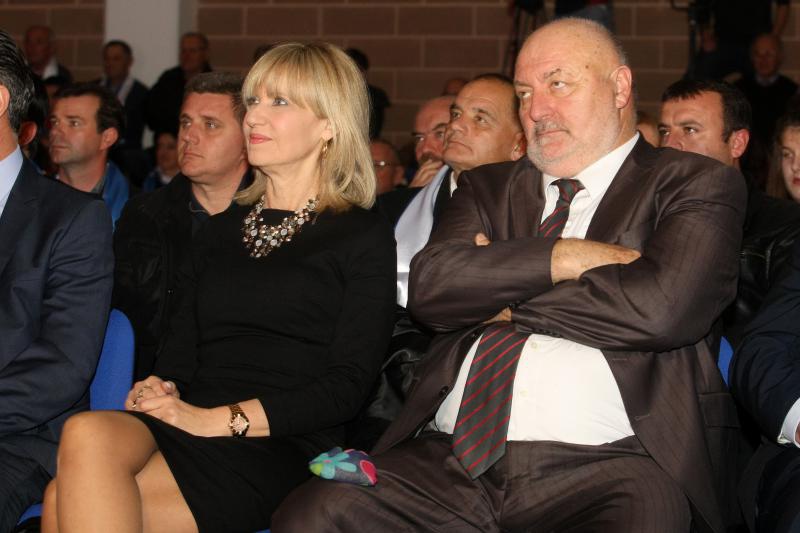 Grad Biograd na moru odrzao je svecanu sjednicu na kojoj su urucene zahvalnice zasluznim gradjanima. Sjednici su nazocili i generali Ante Gotovina i Mladen Markac koji je proglasen za pocasnog gradjanina. Photo: Dino Stanin/PIXSELL