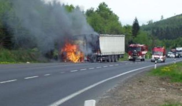 Požar na kamionu (Foto: katastrofy.com)
