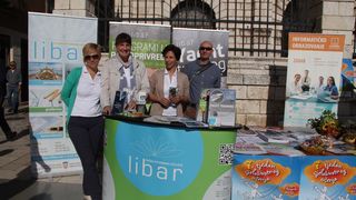 Sajam obrazovanja održan je na Narodnom trgu u organizaciji Pučkog otvorenog učilišta Erudio na kojem su se predstavili i partneri Poljoprivredna škola Stanko Ožanić, CISOK Zadar, Autoškola Zadar, POU Libar, POU Algebra, POU Zadar i dr. foto: Iva Perinči Sajam obrazovanja održan je na Narodnom trgu u organizaciji Pučkog otvorenog učilišta Erudio na kojem su se predstavili i partneri Poljoprivredna škola Stanko Ožanić, CISOK Zadar, Autoškola Zadar, POU Libar, POU Algebra, POU Zadar i dr. foto: Iva Perinči