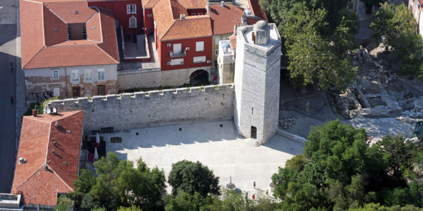 Zadar – Zračne snimke – Kapetanova Kula, Trg pet bunara (foto: Marin Gospić)