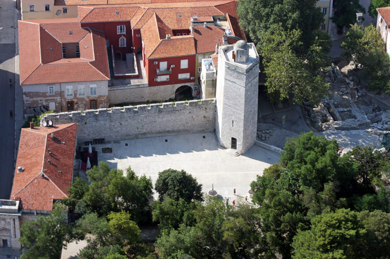 Zadar – Zračne snimke – Kapetanova Kula, Trg pet bunara (foto: Marin Gospić)