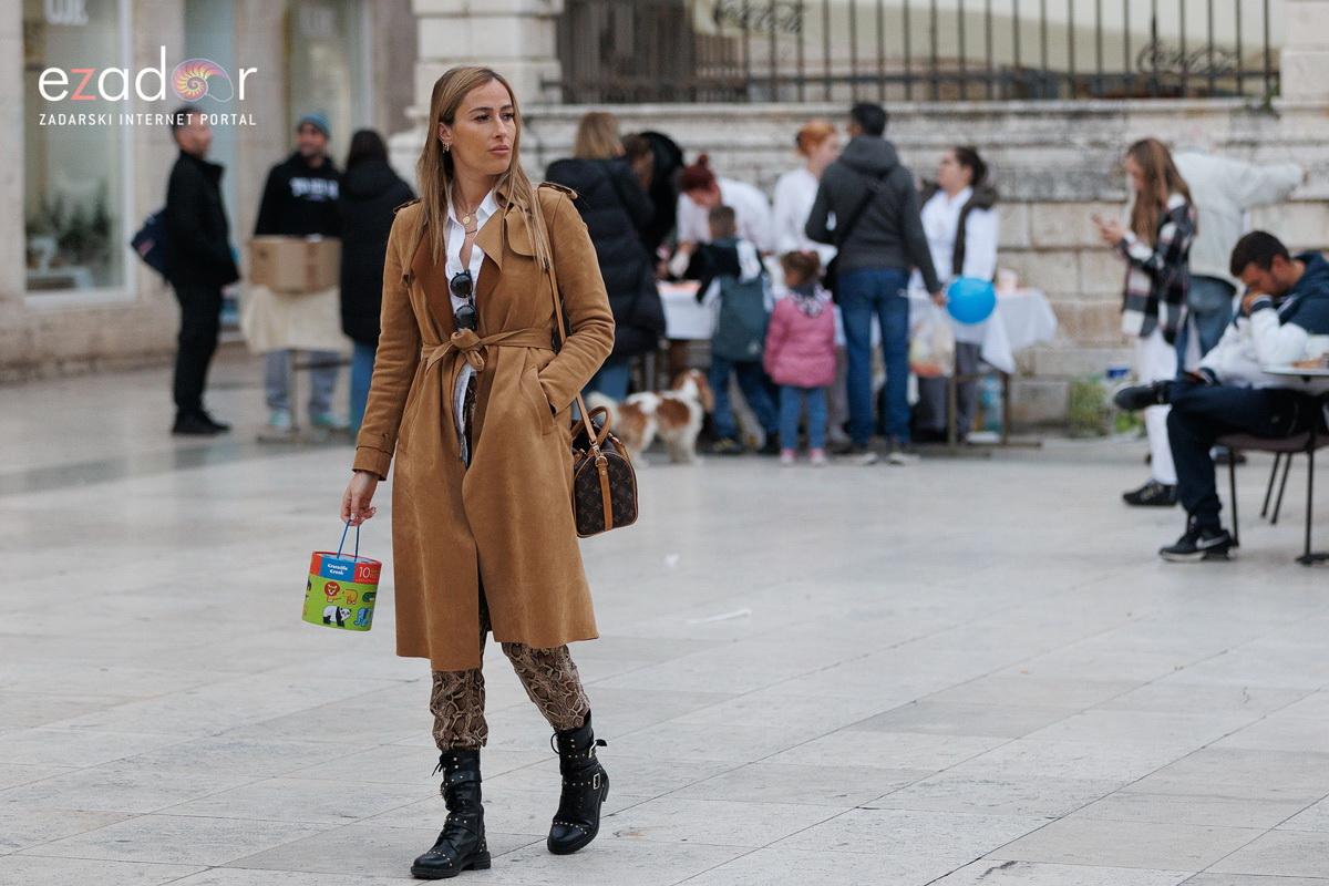 Đir po gradu, subotnja špica 12. studenog 2022. Đir po gradu, subotnja špica 12. studenog 2022.