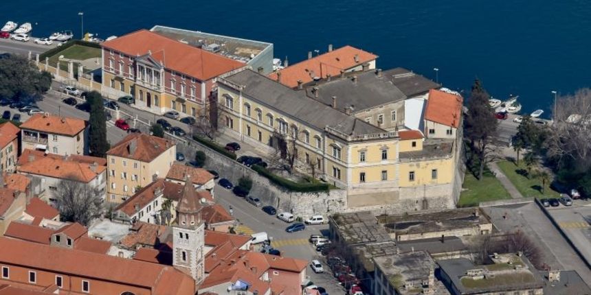 Zgrade Narodnog lista i Muzeja antičkog stakla Zgrade Narodnog lista i Muzeja antičkog stakla