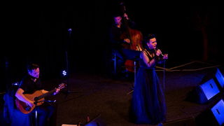 Veličanstvena Amira Medunjanin oduševila Zadrane u klubu Arsenal. Foto: Vinko Pešić Veličanstvena Amira Medunjanin oduševila Zadrane u klubu Arsenal. Foto: Vinko Pešić