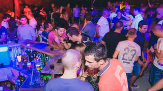 Turanjska fešta u Menfisto baru, 16.7.2015. (foto: Ivan Toman) Turanjska fešta u Menfisto baru, 16.7.2015. (foto: Ivan Toman)