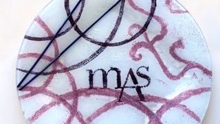 MAS: Unikatni, ručno rađeni tanjuri MAS: Unikatni, ručno rađeni tanjuri