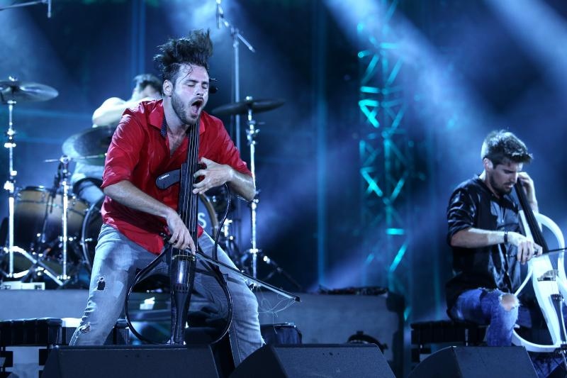 Zagreb Classic: Rođendanski koncert 2Cellos, Zucchera i Olivera na Tomislavcu. Photo: Anto Magzan/PIXSELL Zagreb Classic: Rođendanski koncert 2Cellos, Zucchera i Olivera na Tomislavcu. Photo: Anto Magzan/PIXSELL