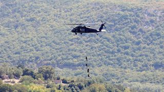 Preleti Rafalea i Krila oluje na obilježavanju 29. obljetnice VRO Oluja @ Knin Preleti Rafalea i Krila oluje na obilježavanju 29. obljetnice VRO Oluja @ Knin