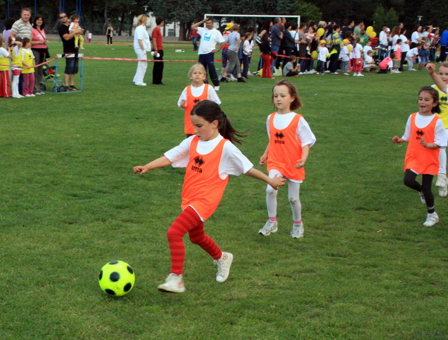 9. Olimpijski festival djecjih vrtica Zadarske zupanije: Nogometni turnir djevojcica i djecaka