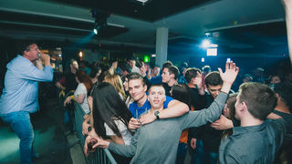 Zadarska večer s Ivicom Sikirićem Ićom u Hitch baru, 8.5.2015. (Foto: Ivan Toman) Zadarska večer s Ivicom Sikirićem Ićom u Hitch baru, 8.5.2015. (Foto: Ivan Toman)