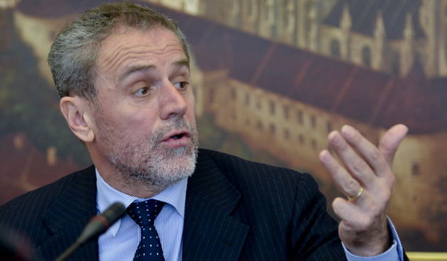 Zagreb, 250113.   
Predstavnici sindikata sluzbenika i namjestenika gradskih upravnih tijela i ustanova u vlasnistvu Grada Zagreba, potpisali su danas novi kolektivni ugovor s Gradom.
Na fotografiji: Milan Bandic.
Foto: Admir Buljubasic / CROPIX