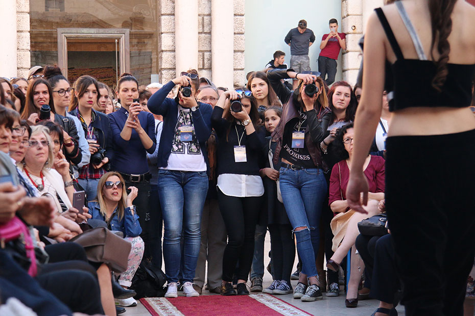 Modna revija državnog natjecanja mladih dizajnera Modna revija državnog natjecanja mladih dizajnera