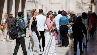 Đir po gradu, subotnja špica, 17. svibnja 2025. Đir po gradu, subotnja špica, 17. svibnja 2025.