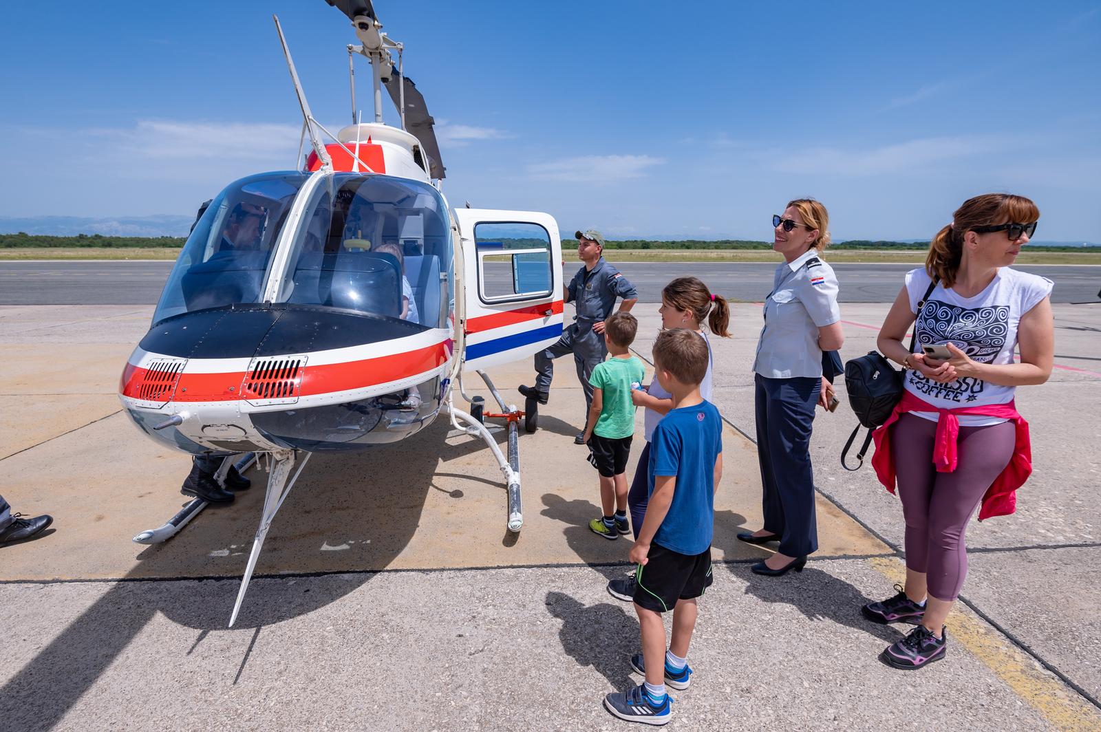 Dan otvorenih vrata vojarne u Zemuniku Dan otvorenih vrata vojarne u Zemuniku
