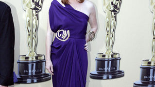 82. Red Carpet Oscara (oscar.go.com)