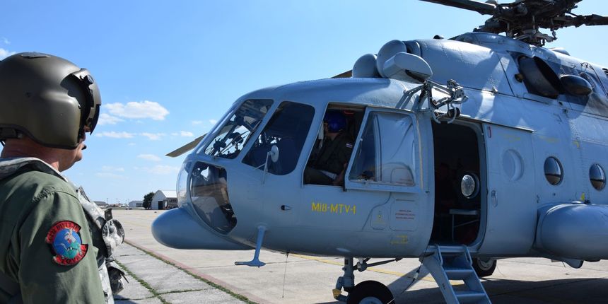 Helikopter iz Zemunika i danas u akciji u dubrovačkom akvatoriju Helikopter iz Zemunika i danas u akciji u dubrovačkom akvatoriju