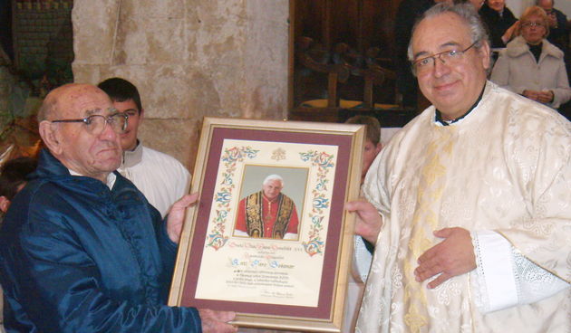 Ante Paro Bošanar i don Srećko (Foto: Josip Portada)