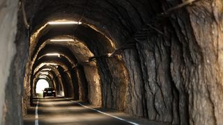 Tunel Dingač u pelješkom kraju