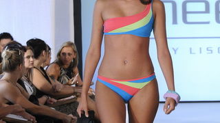 Zagreb, 230811.
Hotel Dubrovnik.
Modna revija modne kuce Lisca, na kojoj su prikazane kolekcije rublja, spavaceg programa, bluza, doljneg vesa i kupacih kostima za 2012. godinu.
Foto: Admir Buljubasic / CROPIX