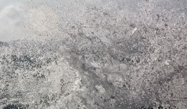 Olujno jugo na zadarskoj rivi 5. studenog 2014.  Foto: Roberto Lerga