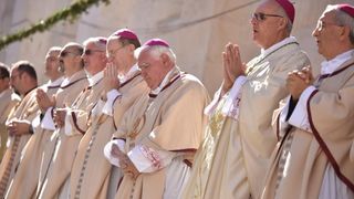 Šibenik: Velikim misnim slavljem i procesijom proslavljen blagdan Sv. Mihovila, Photo: Hrvoje Jelavić/PIXSELL
