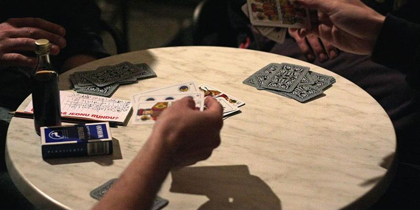 Božićni turnir u briškuli, trešeti i kifamenu